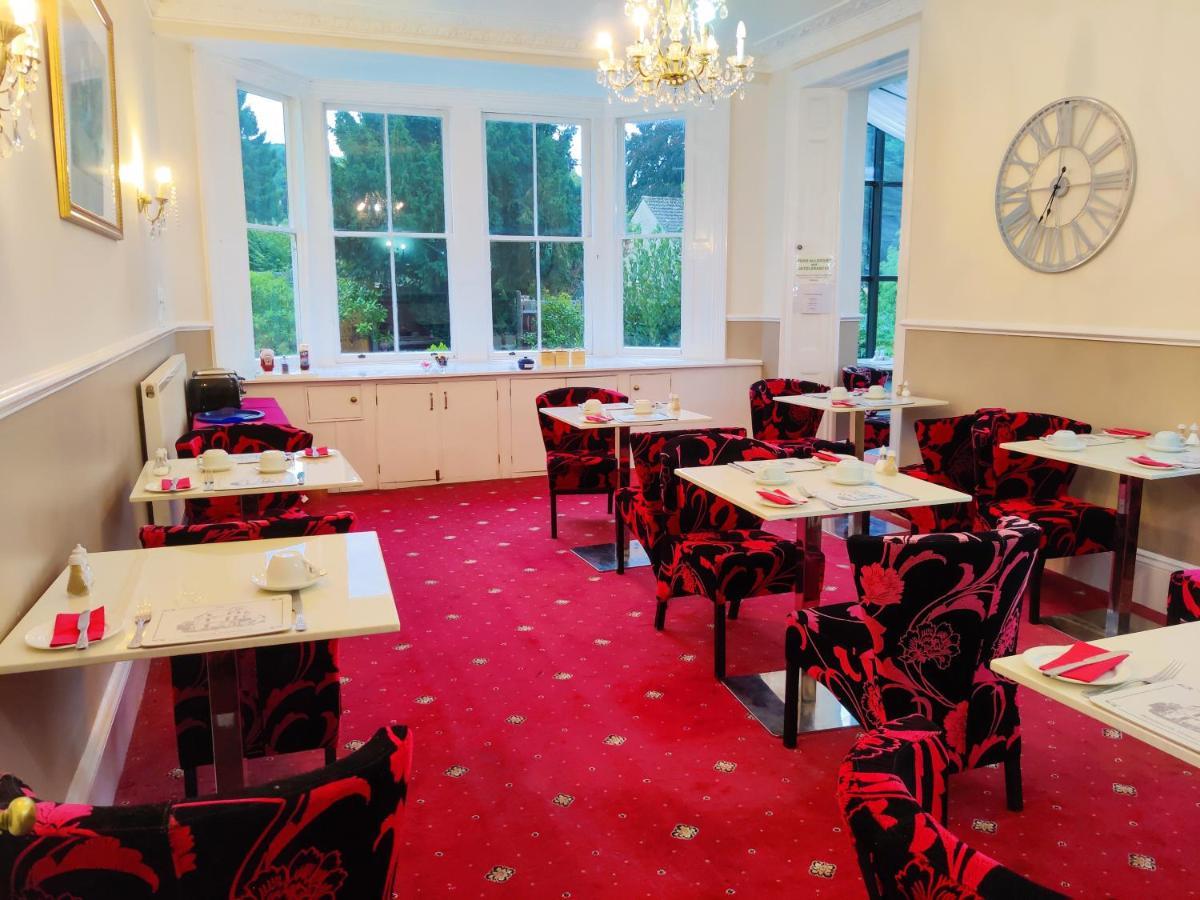 Wentworth House 4*